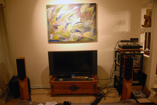 Old Vert. rack - old vertical rack in dis-aray? want to get to the center of the wall with HDTV so I am going to use side by side design.