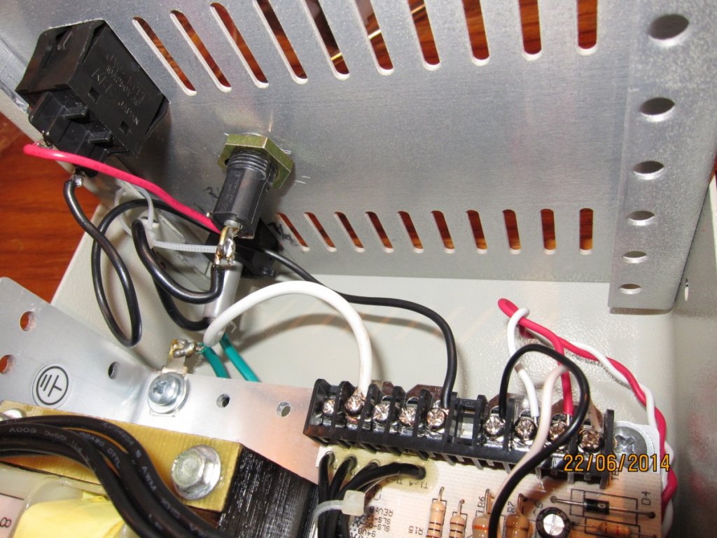AC in - DC out connections on back panel