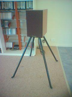 Alumnium speaker stands - Aluminium tube (damped with clay-type kitty litter), spiked with small 1/4" thick Al top-plate.