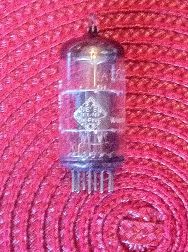 TELEFUNKEN ECC81 1