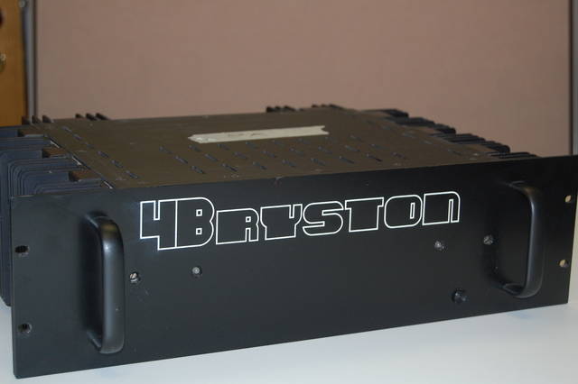 Bryston 4B amp