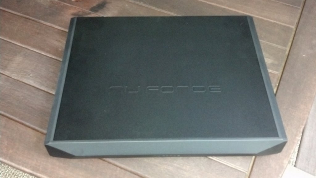 Nuforce Ref 20 in Black