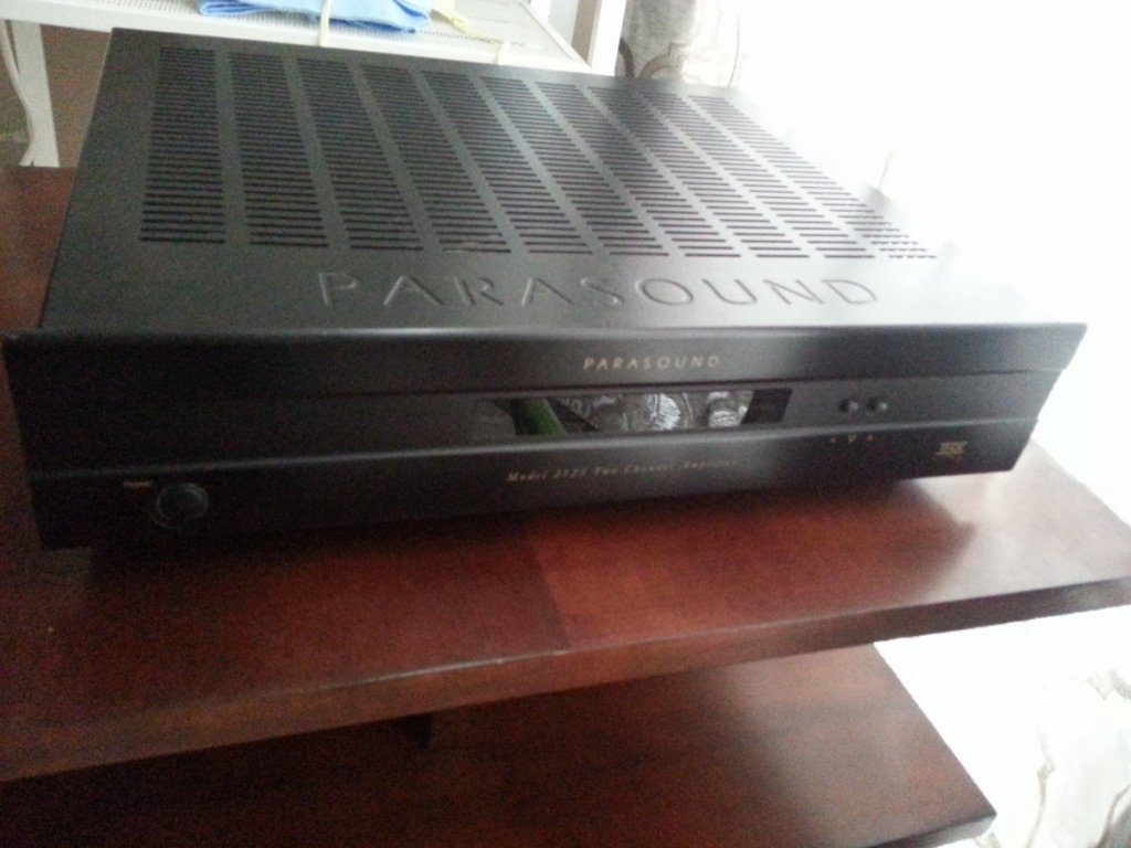 Parasound-front