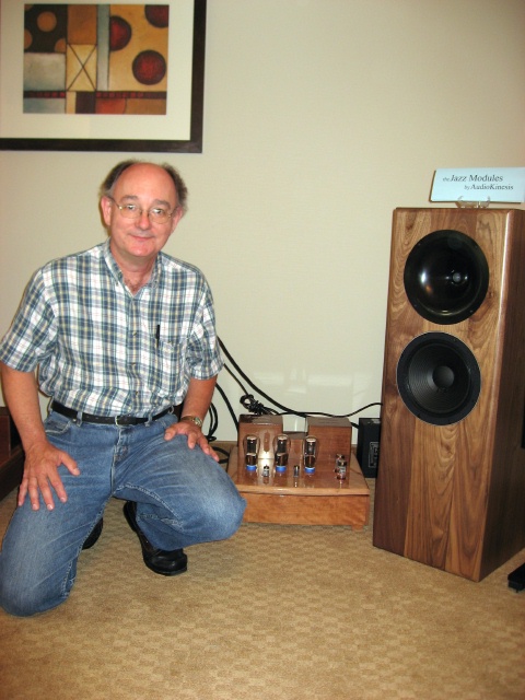 Audio Kinesis Room - Richard Gray of Richard Gray's Power Company with his new Tubed Mono Blocks