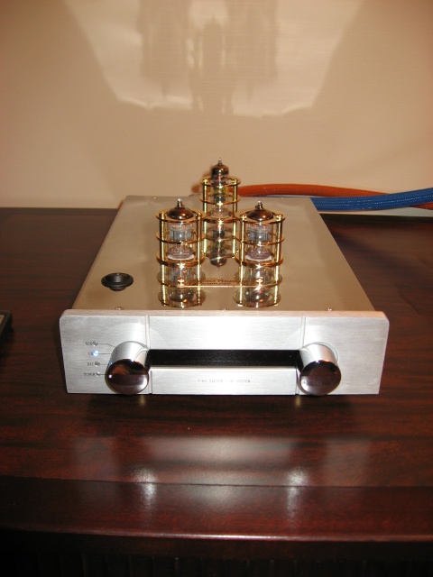 Audio Mirror T-61 Line tube preamp