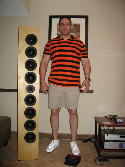 Fred's Room - Fred's DIY Art Array was teamed up with a $129.95 Trends TA-10.1 Amplifier.
Amazing sound for that kind of money!