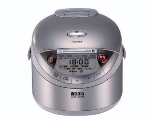 A 1000$ rice cooker! Toshiba makes this baby! - The rice get's really tasty...
Only in Japan as they say! 
A Rice Connoisseur cooker!
Need one?