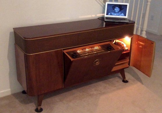 Grundig 8090 