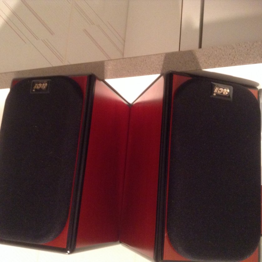 Emerald XL speakers