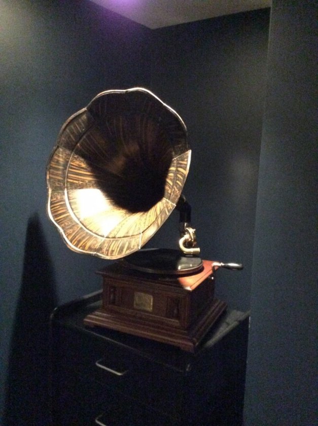 Gramophone Model 3 78 player
