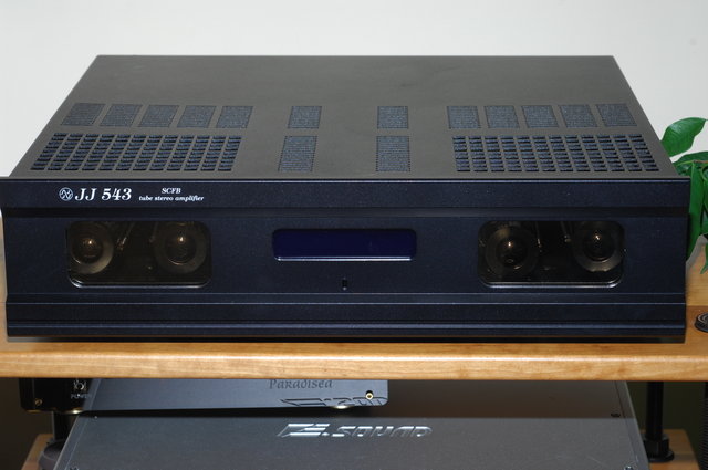 JJ 543 tube stereo amplifier