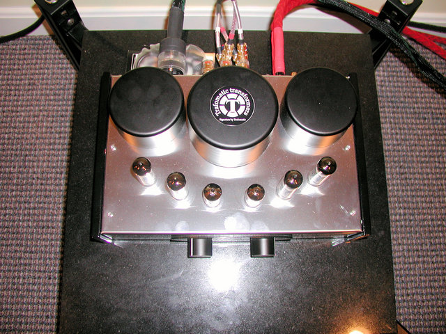 top view of Vista Audio i84