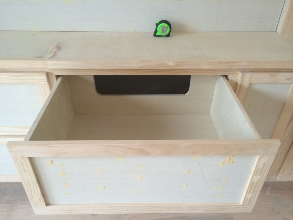 Drawer interior detail