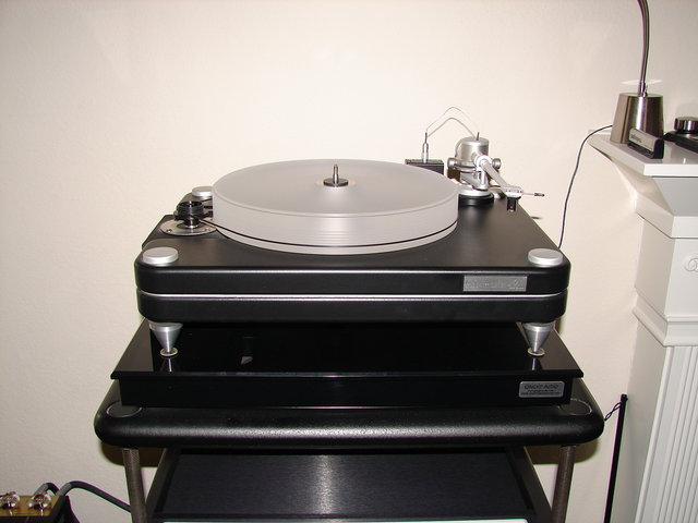 VPI Scoutmaster Signature/Shelter 901 - I recently upgraded to the Signature Arm Wand and a Shelter 901 cartridge. This was a major improvement over the standard arm and Dynavector 20XL. The Gingko Cloud 11 really makes a huge difference under the VPI table.

I just added the VPI phono cable to the system. This relatively inexpensive cable is shockingly good for the money.