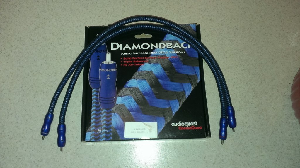 Audioquest Diamondback (RCA Interconnects) 0.5 meter pair. Bought new from local dealer. 100% Authentic.
Great condition. $40.00 shipping included. Retail $130.00
http: /www.audioquest.com/pdfs/analog interconnects/diamondback.pdf
