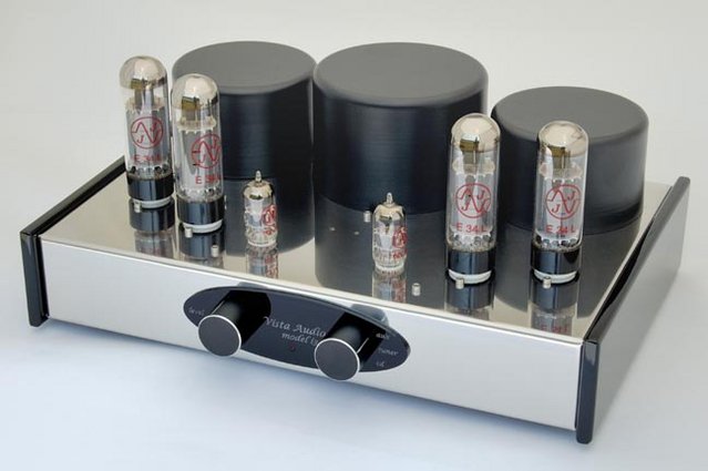 model i34 - Stereo Push-Pull Integrated Amplifier
Power: 33Wpc
Bandwidth: 10Hz-35k Hz (at full power)
Inputs: CD, Tuner, Aux.
Outputs: 4 and 8 ohms
Input sensitivity: 2Vrms
Tubes: 2 x ECC832, 4 x E 34L
Toroidal transformers
Gold Plated Terminals
Stainless Steel Chassis