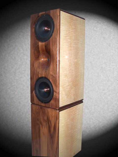Continuum 2.5 MKIII w/ Walnut & Curly English Maple Finish