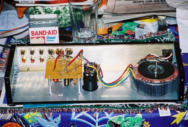 Buffer chassis and power supply