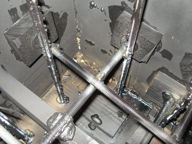 Inside bracing 9