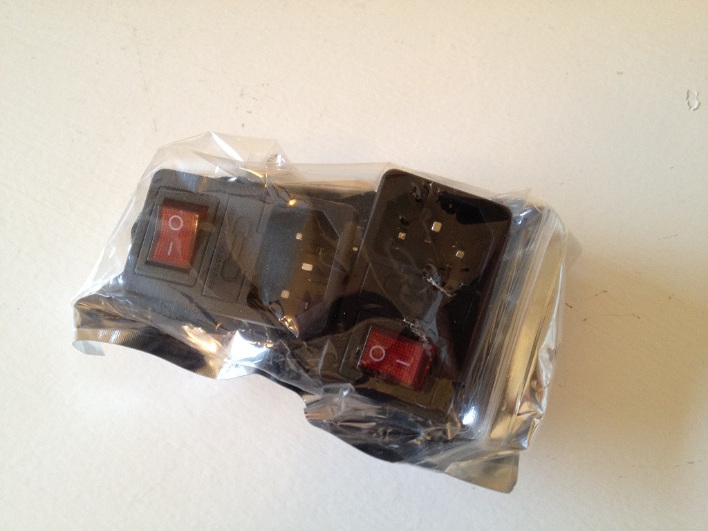 Power receptacle