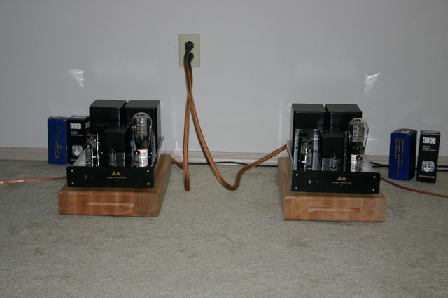 ASL Dove 300B SET mono amps - Sophia TJ Mesh Plate 300B, NOS Mullard GZ34 Rectifier, NOS Mullard CV4003, NOS Mullard CV4004 and NOS Matushita 6BM8 tubes with Sound String Power Cords. Maple butcher blocks are 3 inches thick.