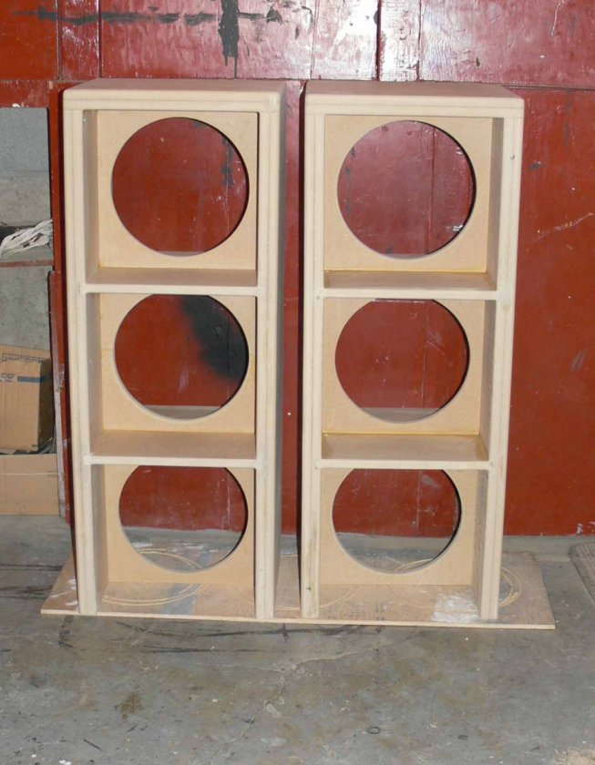 3/4" roundover on all outer edges