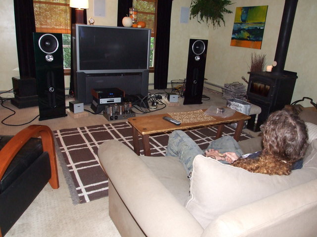 2nd listening room