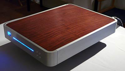 PS Audio CD-Drive - Absurdly beautiful! 
It has a wood top! 
pic from ejtm's rmaf pages.
That was a beautiful look!
Oh my!!