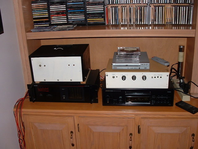 BAAS Oct 26 2007 23.jpg - John's DIY Amp and preamp/electronic cross-over.....lot's of power !