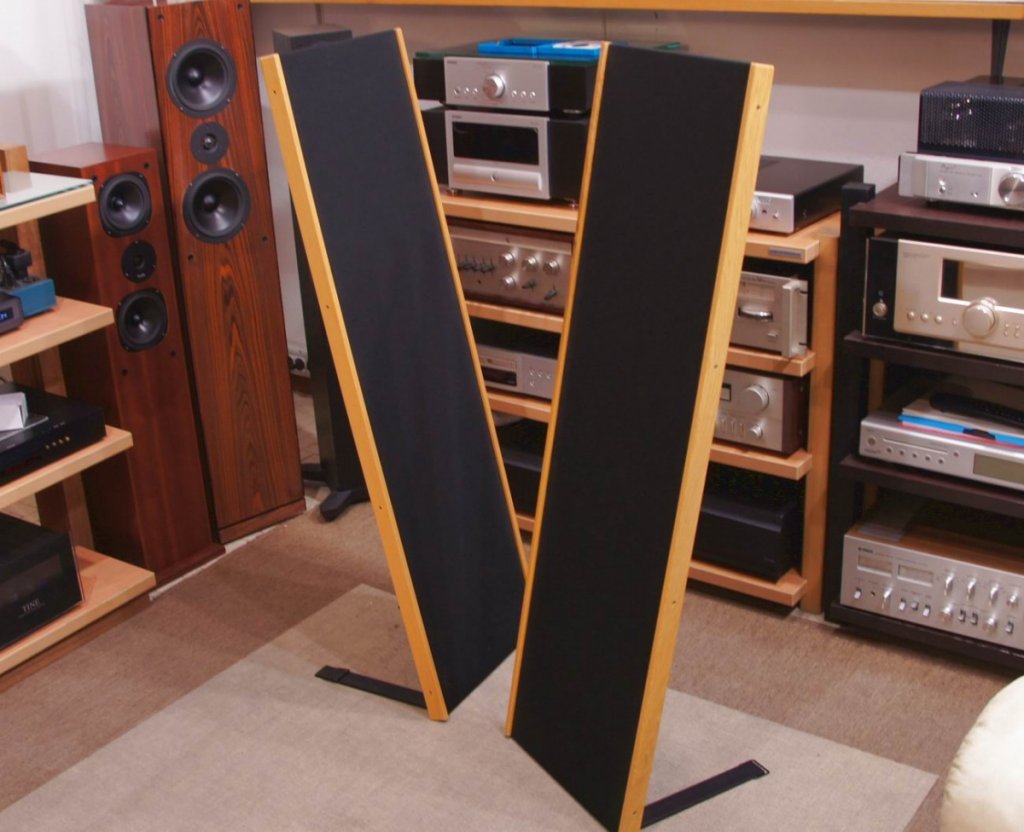 With wood side panels