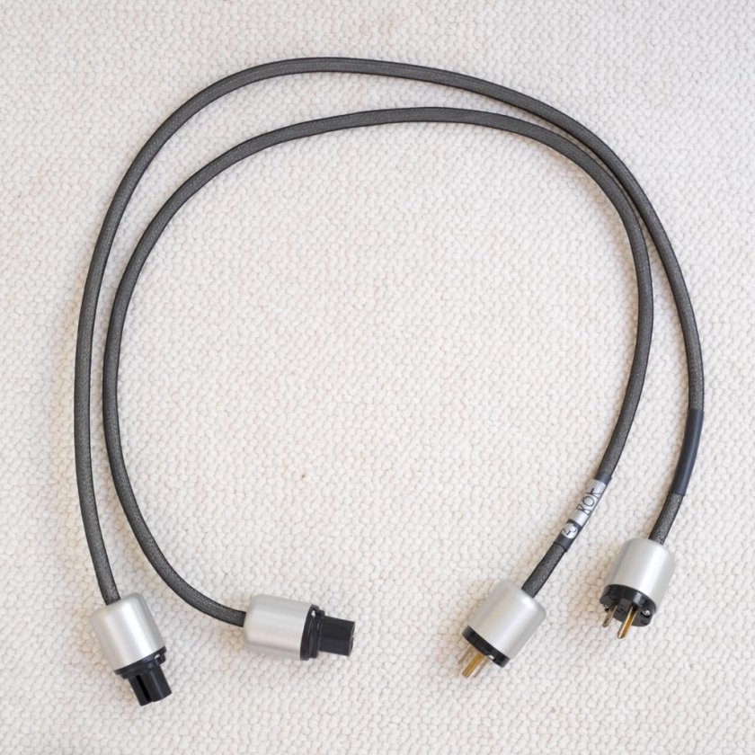 Two Bok Power Cables
