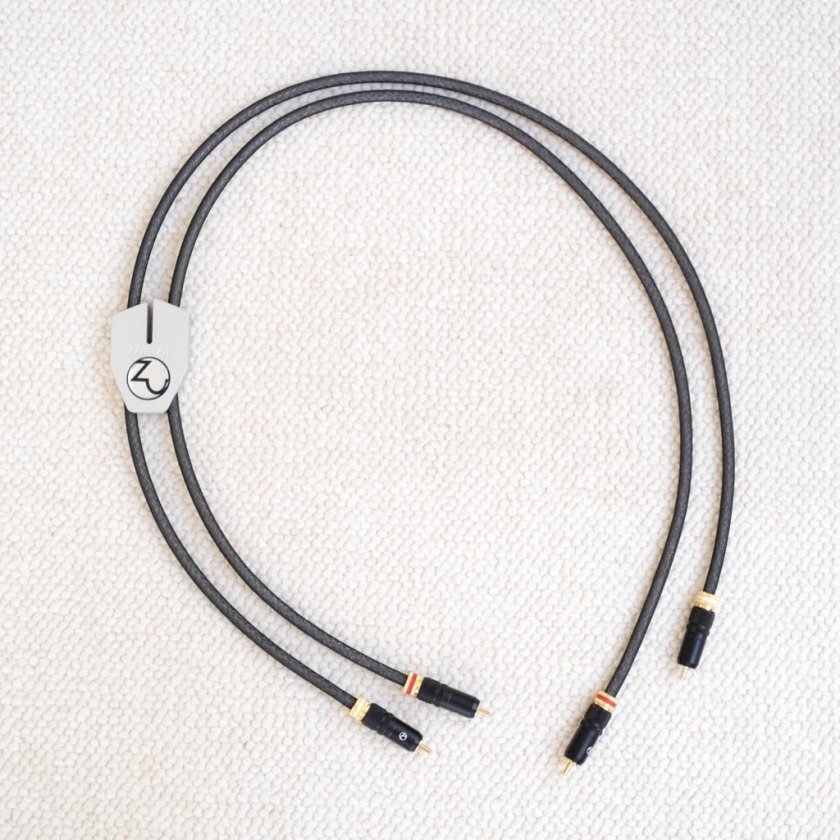 1M Varial Interconnect