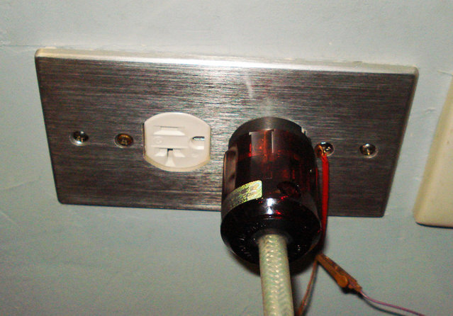 this is a gem.... the oyaide r1 wall receptacle.. brilliant!!