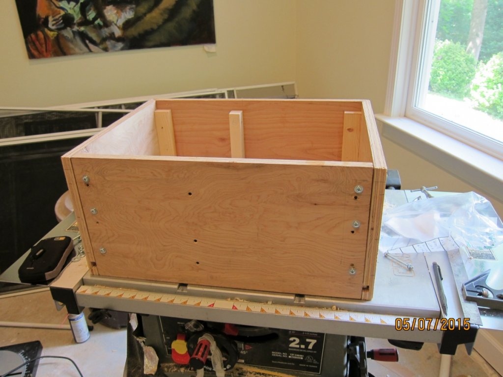 Box, view from the bottom