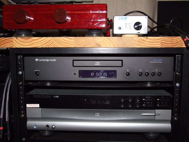 TVC with Winsome mouse amp fed by CA Azur cd player