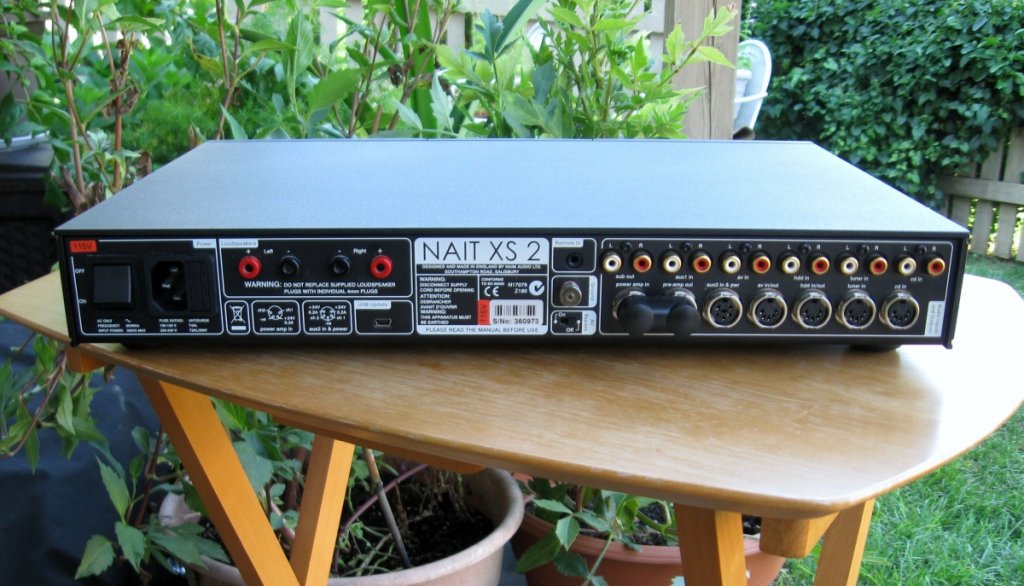 XS2 back