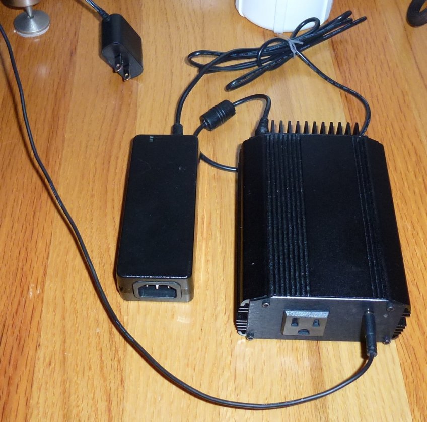 Beta 25 watt Phoenix Engineering power supply. Lenco motors pull ~ 19 watts.
