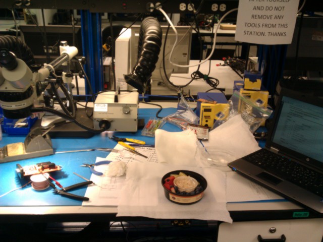 Dinner at the soldering station again ;)