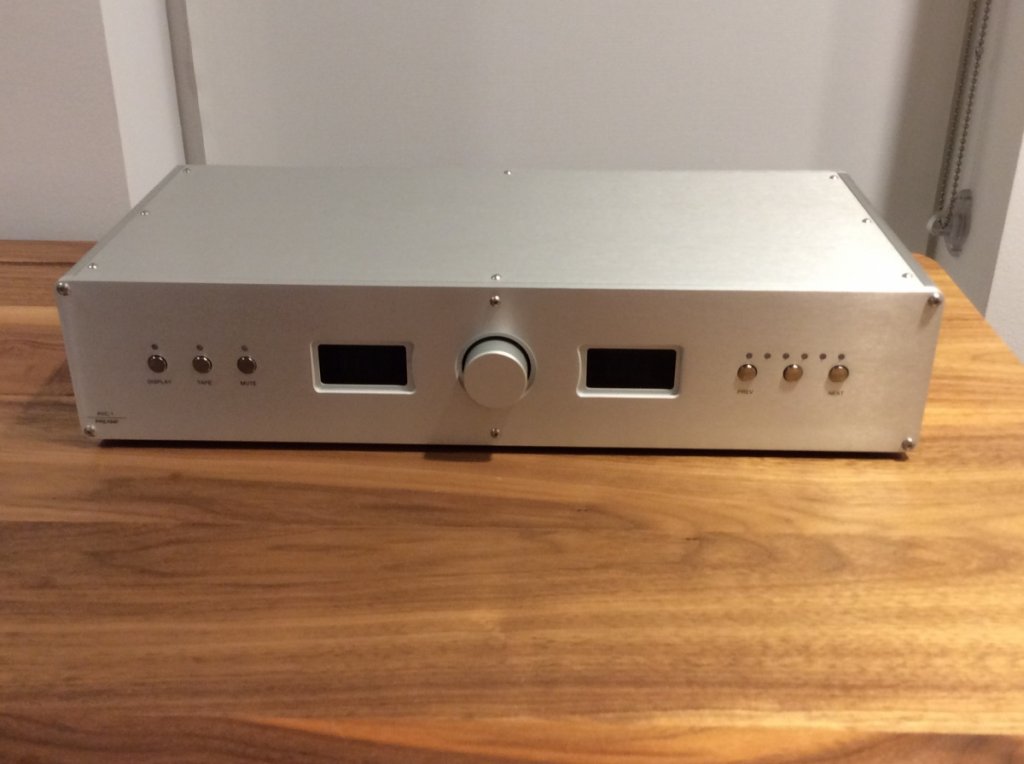 avc-1 front