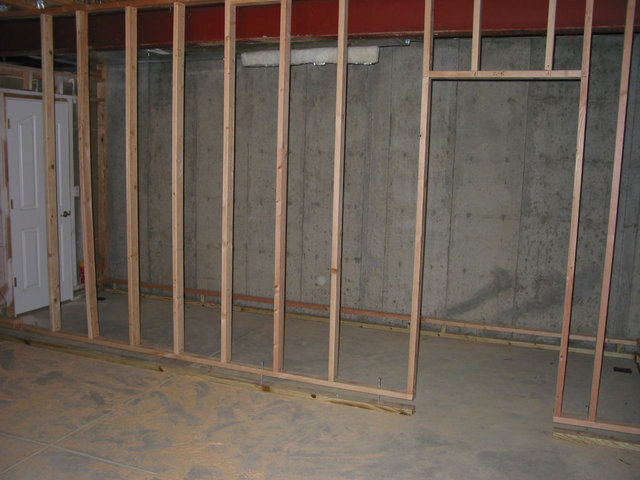 partition wall/doorway frame