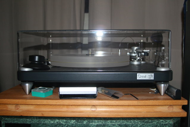 VPI Scout w/ Ginko Dust Cover