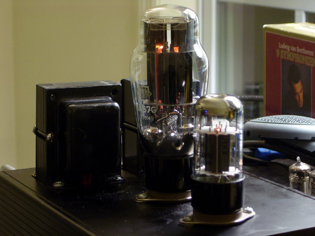 Single Ended Triode OTL Preamp/Headphone Amp