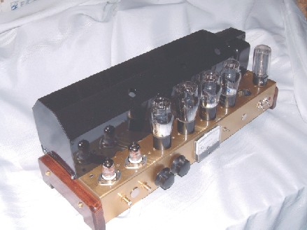 45PP 34 - Well thats itfor now. She's all together shes's running PP 45's or 2A3's 45's in Deep Class A and sounds pretty good with those Hammond, but I can't wait to hear what it'll sound like when I get the Electra-Print OPT's in it. ......That'll be a while.