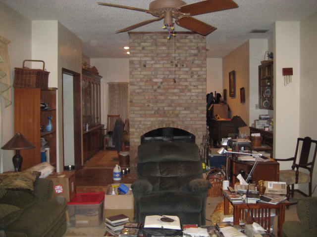 REAR OF ROOM