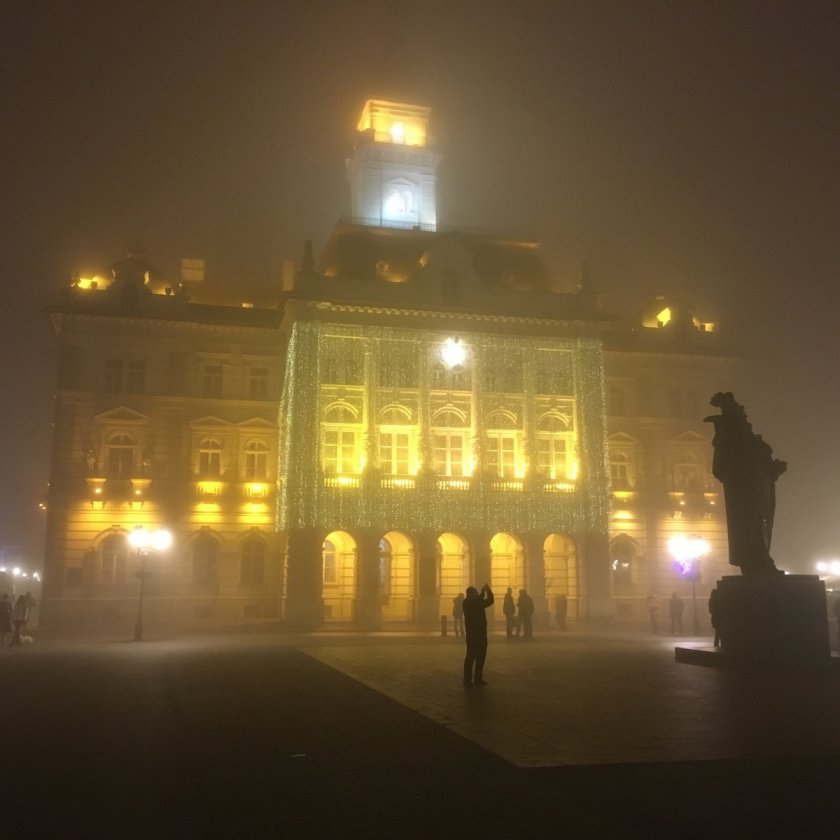 Novi Sad City Hall in fog