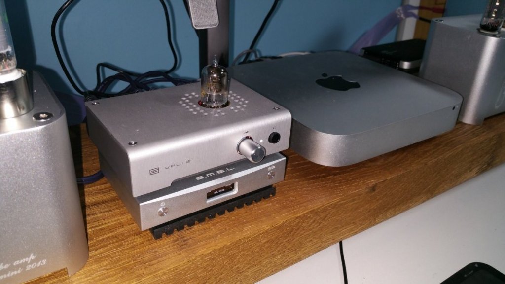 New SMSL M8 Sabre 9018 DAC (Under Schiit Vali 2 tube preamp)
