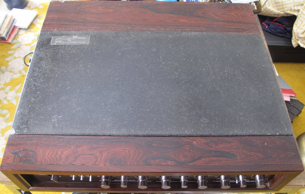 TAC-90 rosewood rack system