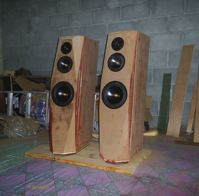 Avalon Opus cabinet clode