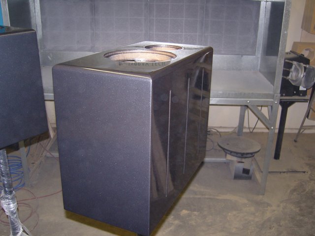 Cabinets 3 - Another shot of the Metallic Gray, really cool color!