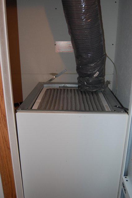 Furnace and filter ('pre-filter' removed for photo)